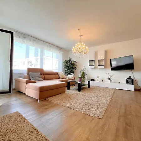 Seenest 'brise' Mit Parkplatz *