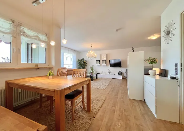 Seenest 'brise' Mit Parkplatz